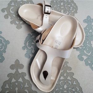 Gizeh Eva Pearl White Birkenstock. Size 37.